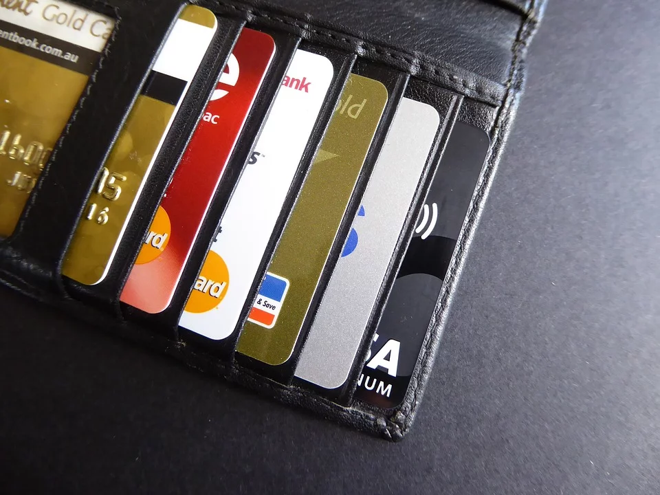 TARJETAS DE DÉBITO